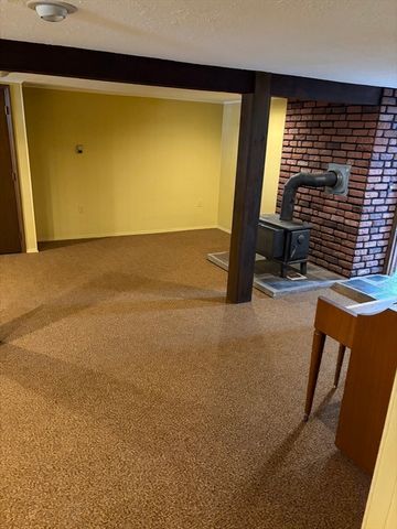 627 School Street, Dighton, MA 02764