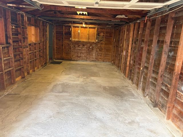 627 School Street, Dighton, MA 02764