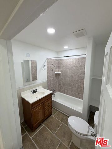 120 N Avenue 25, Los Angeles, CA 90031