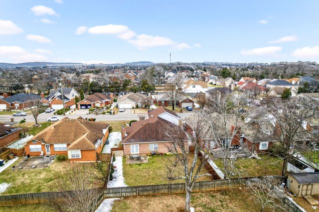 6140 Firelight Trl, Antioch, TN 37013