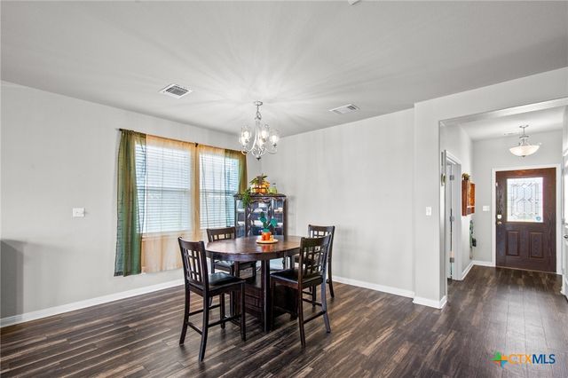 323 Brushy Creek, Victoria, TX 77904