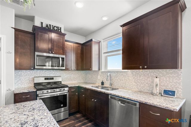 323 Brushy Creek, Victoria, TX 77904
