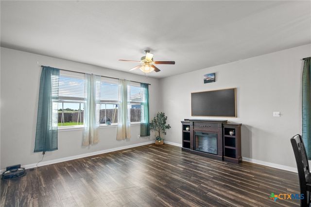 323 Brushy Creek, Victoria, TX 77904