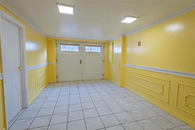 244-19 Grand Central Parkway, New York City, NY 11362
