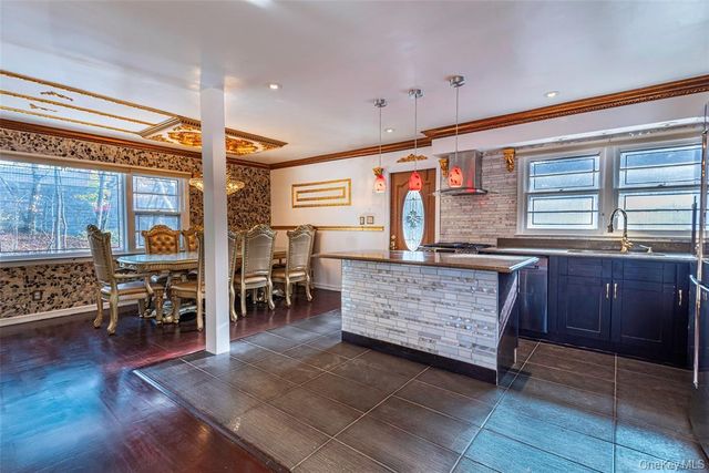 244-19 Grand Central Parkway, New York City, NY 11362