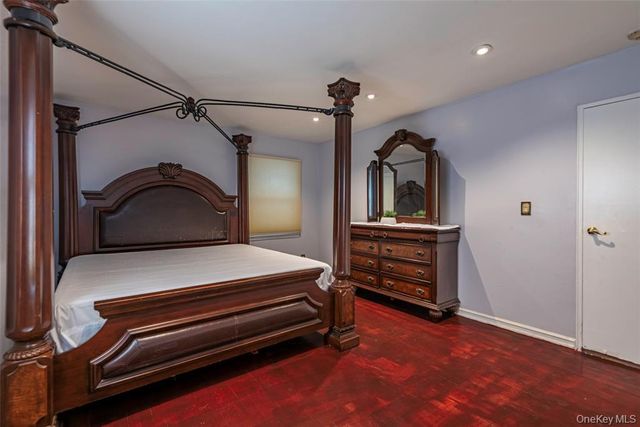 244-19 Grand Central Parkway, New York City, NY 11362