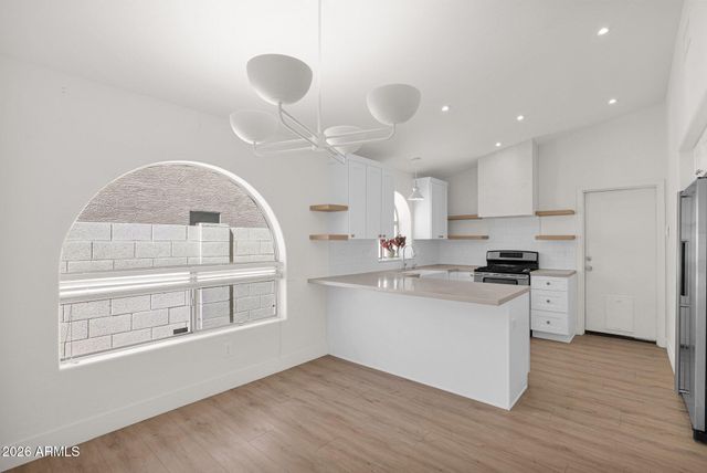 3941 E MONONA Drive, Phoenix, AZ 85050