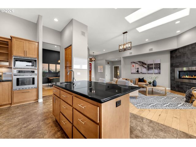 2509 39TH St, Washougal, WA 98671