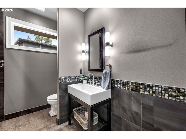 2509 39TH St, Washougal, WA 98671