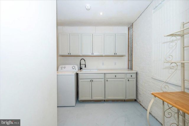 201 W MAIN ST, Emmitsburg, MD 21727