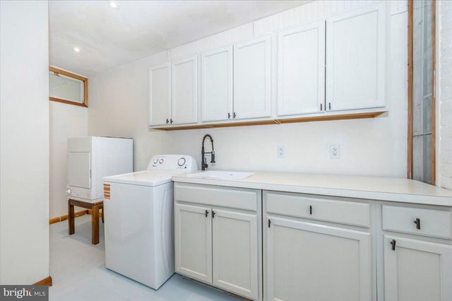 201 W MAIN ST, Emmitsburg, MD 21727