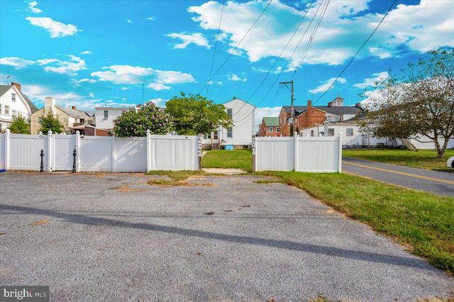 201 W MAIN ST, Emmitsburg, MD 21727