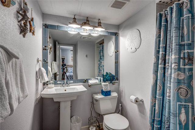 7477 State Highway 361 305, Port Aransas, TX 78373