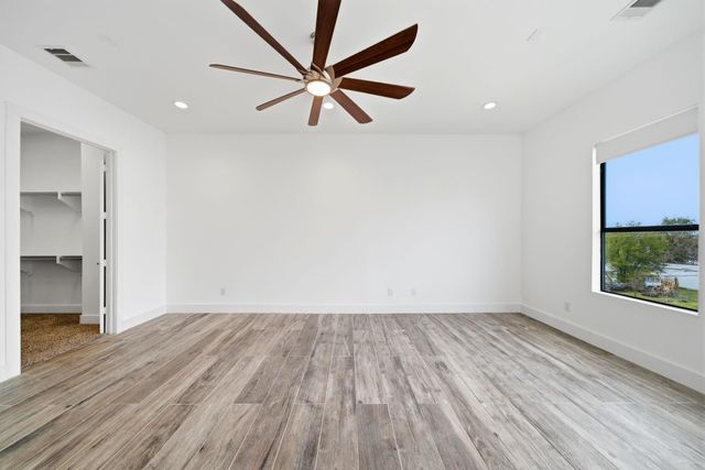 1436 W 24th Street, Houston, TX 77008