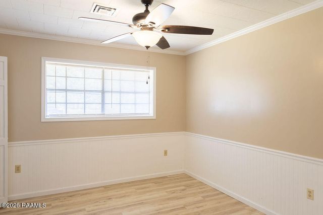 1058 S Berwick Avenue, Basile, LA 70515