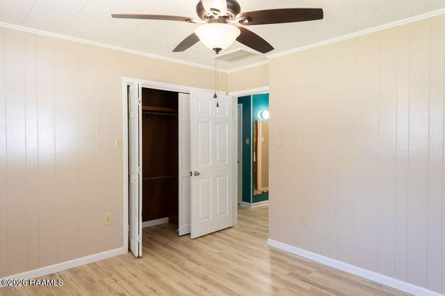 1058 S Berwick Avenue, Basile, LA 70515