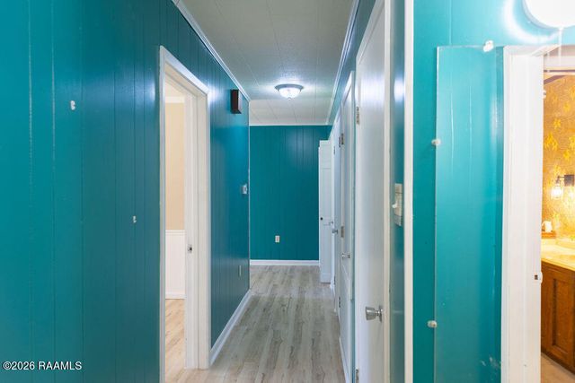 1058 S Berwick Avenue, Basile, LA 70515