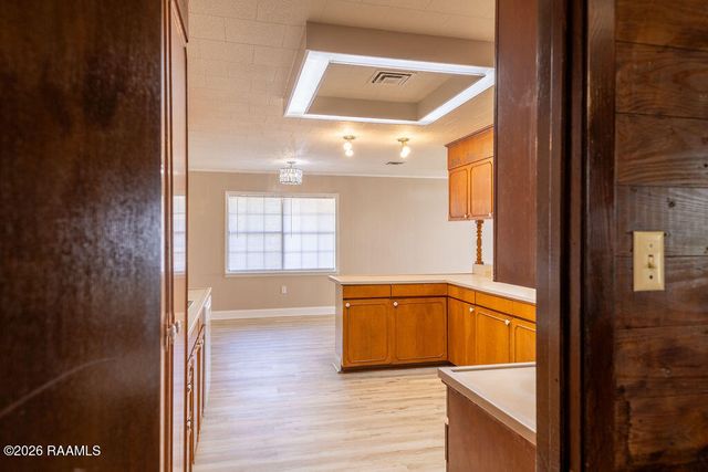 1058 S Berwick Avenue, Basile, LA 70515