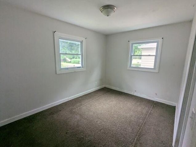 3304 Sheffer Avenue, Lansing, MI 48906