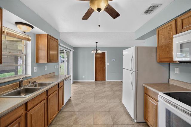 5245 SE 107TH PLACE, Belleview, FL 34420