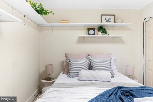 1113 S ROBINSON ST, Baltimore, MD 21224