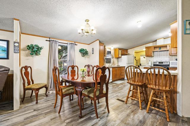 7401 Oakview Drive, Bonham, TX 75418