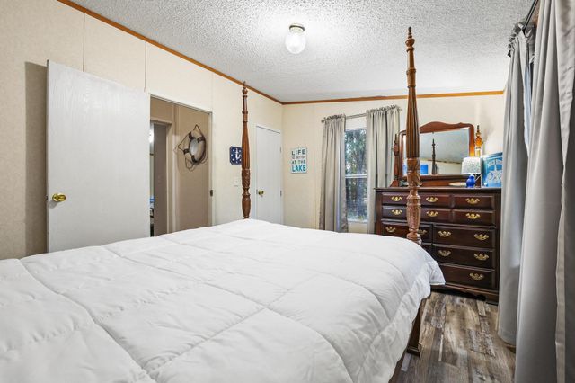 7401 Oakview Drive, Bonham, TX 75418