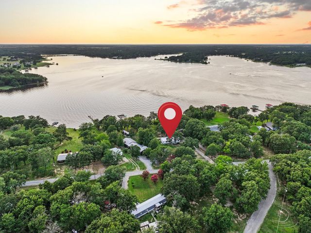 7401 Oakview Drive, Bonham, TX 75418