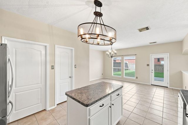 18810 Lantern Cove Lane, Tomball, TX 77375