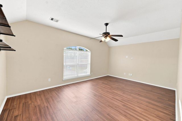 18810 Lantern Cove Lane, Tomball, TX 77375