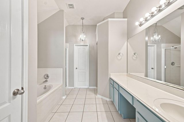 18810 Lantern Cove Lane, Tomball, TX 77375