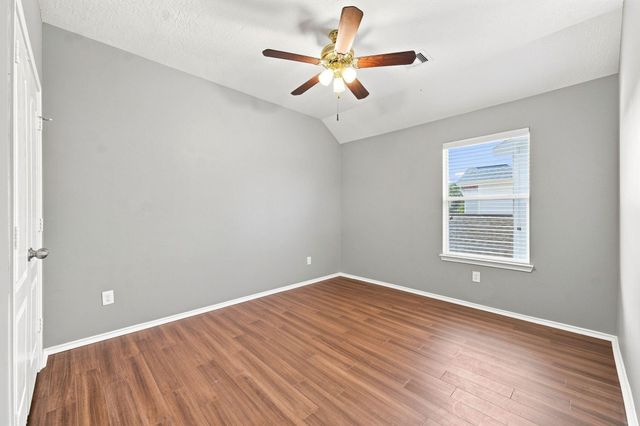18810 Lantern Cove Lane, Tomball, TX 77375