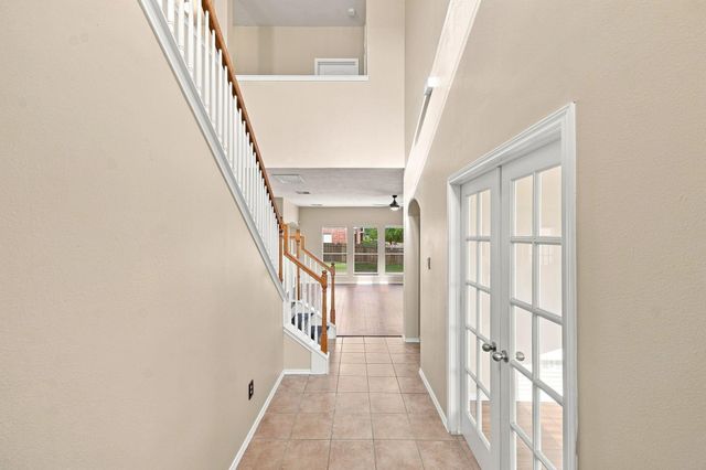 18810 Lantern Cove Lane, Tomball, TX 77375