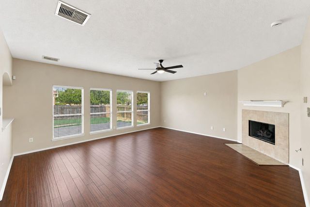 18810 Lantern Cove Lane, Tomball, TX 77375