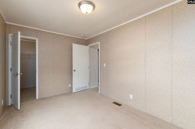 105 Indian Trace CT, Gilbert, SC 29054