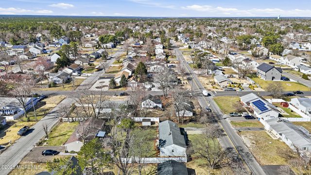 1212 Broadway Boulevard, Toms River, NJ 08757