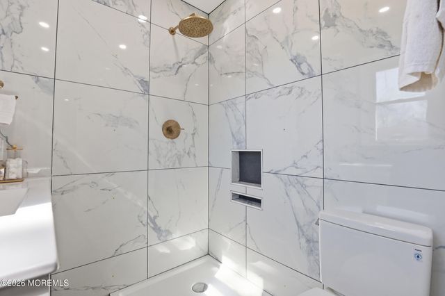 1212 Broadway Boulevard, Toms River, NJ 08757