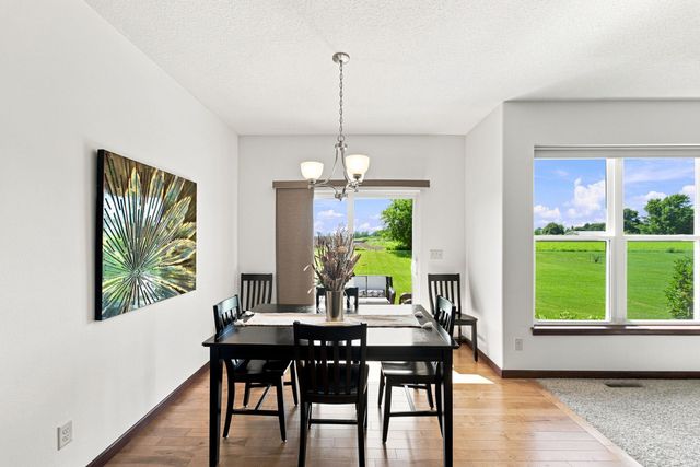 1015 Rocky Ridge Road, Cedar Falls, IA 50613