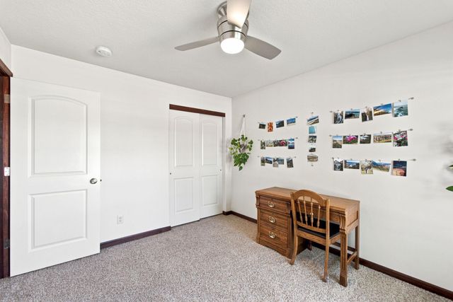 1015 Rocky Ridge Road, Cedar Falls, IA 50613