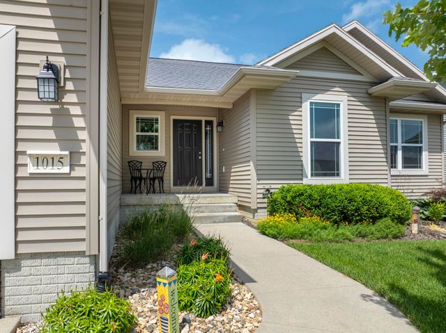 1015 Rocky Ridge Road, Cedar Falls, IA 50613