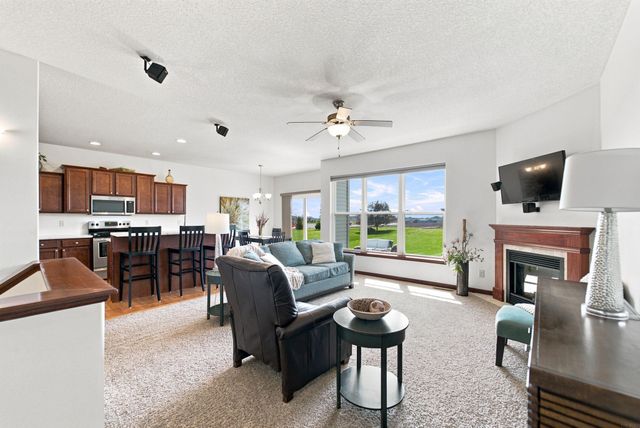 1015 Rocky Ridge Road, Cedar Falls, IA 50613