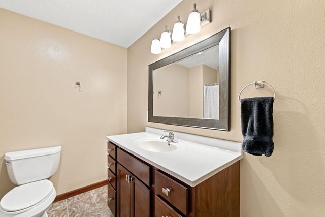 1015 Rocky Ridge Road, Cedar Falls, IA 50613