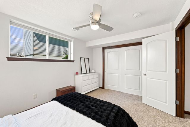 1015 Rocky Ridge Road, Cedar Falls, IA 50613