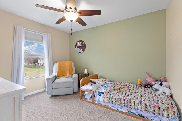 949 Hickory Creek Drive, Temperance, MI 48182