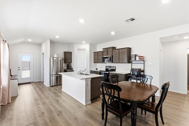 2005 Feeder Way, Royse City, TX 75189