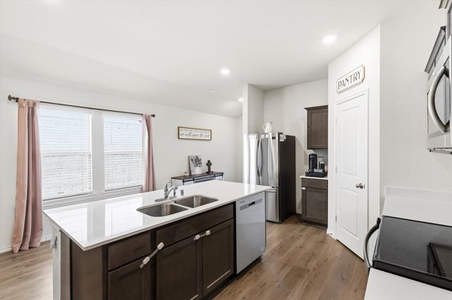 2005 Feeder Way, Royse City, TX 75189