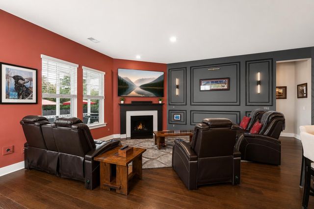 1055 Stonehenge Drive, Hanahan, SC 29410
