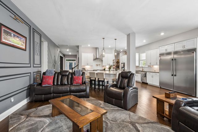 1055 Stonehenge Drive, Hanahan, SC 29410