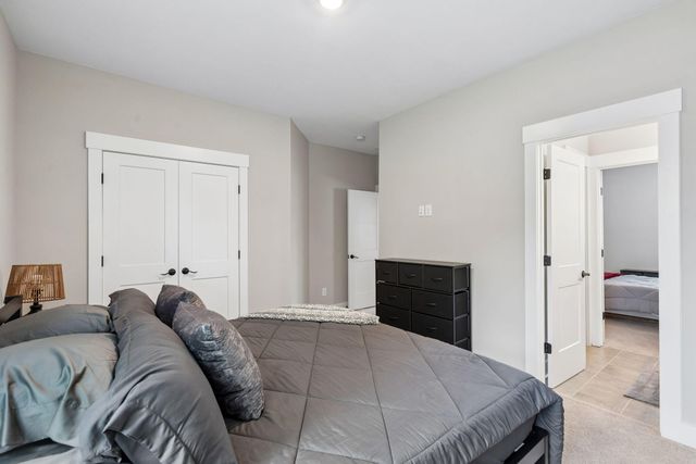 1055 Stonehenge Drive, Hanahan, SC 29410