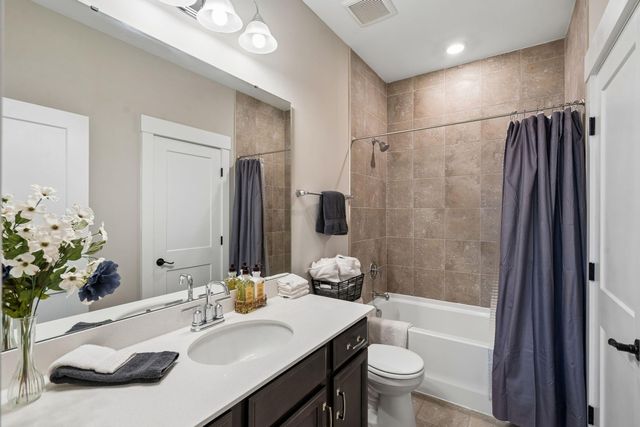 1055 Stonehenge Drive, Hanahan, SC 29410